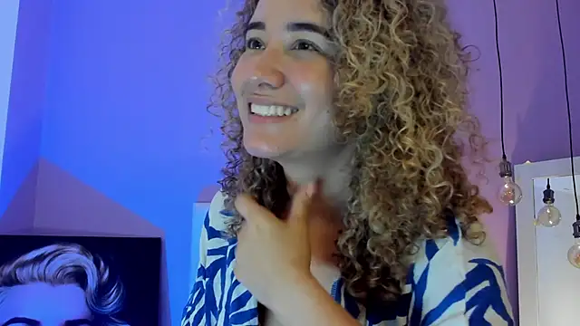 Charlotte11-11's Webcam Show