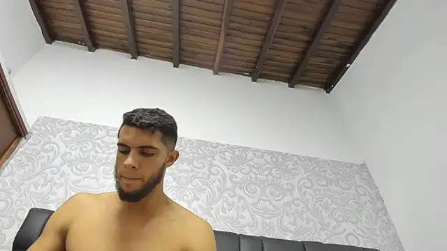 HarperAndMason Show Webcam