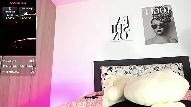 MiliMattel's Live XXX Chat