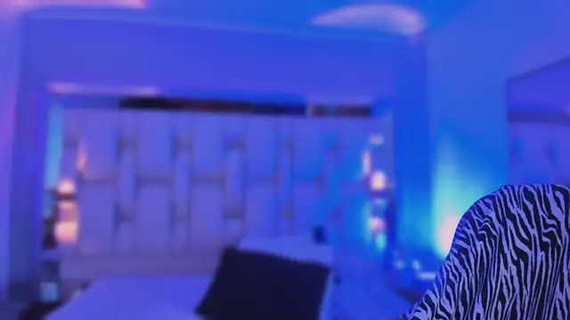 Chat XXX ao vivo de revenmiller_