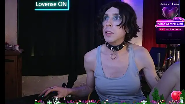 april_show_her Show in webcam