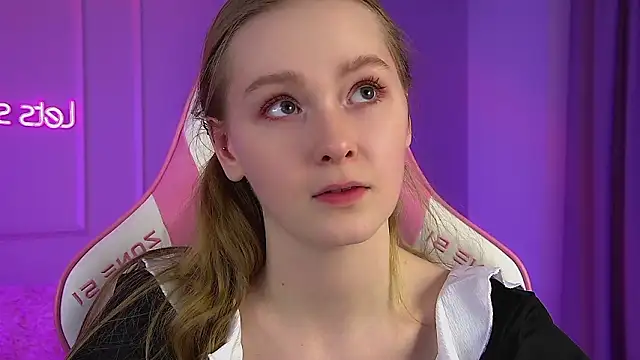 AgataFoxley's Live XXX Chat