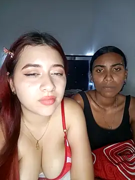 Chloe_Sky_love Adlı Modelin Canlı XXX Sohbeti