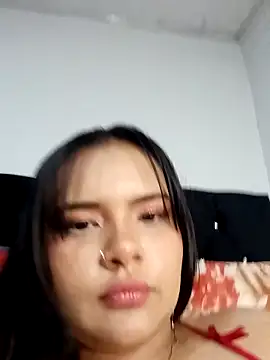 XXX chat uživo modela Emily_Rouse23