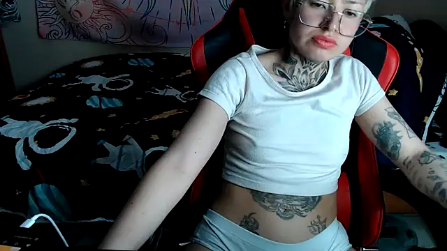 ArrangedFoot's Live XXX Chat