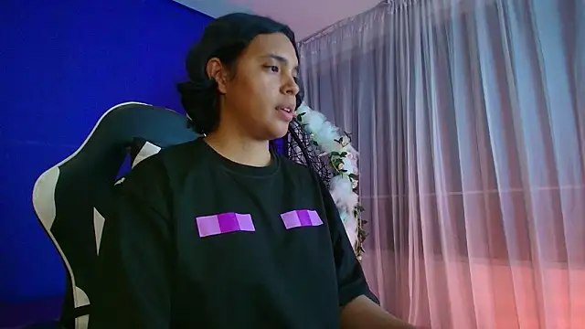 Emmapark_: онлайн-секс-чат