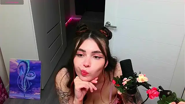 peachyness Adlı Modelin Canlı XXX Sohbeti