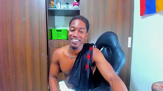 Chatroom XXX en direct de Dreamastercum_