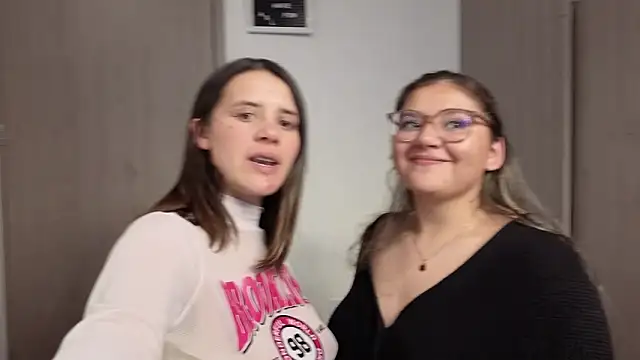 Sexywonderland's Live XXX Chat