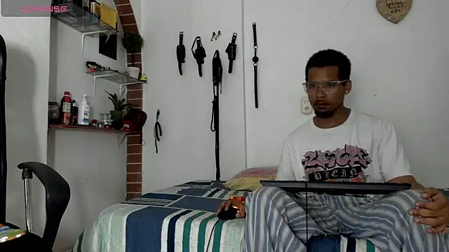 Онлайн чат XXX morbo_total69