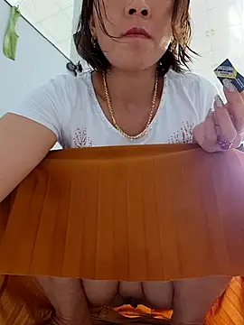 Онлайн чат XXX Ana_baby01