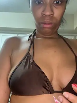 YeahhhitsBreezy 라이브 XXX 채팅