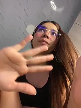 Eveliin_ruiz 라이브 XXX 채팅