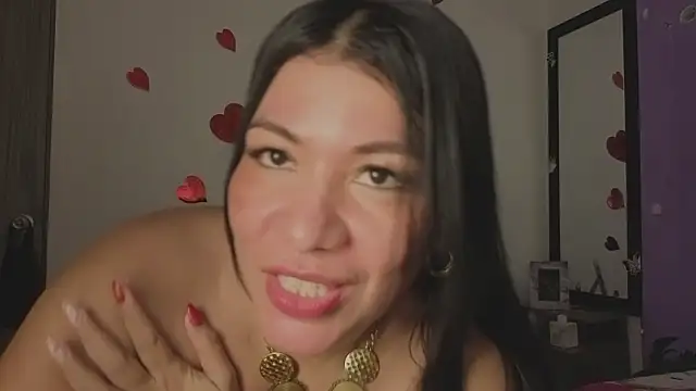 Онлайн чат XXX LunaRose__