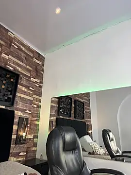 XXX chat uživo modela kendra_leroy