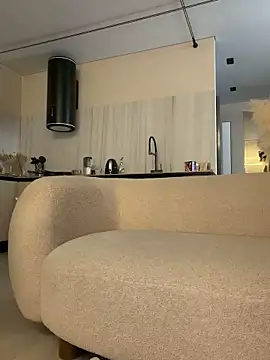 -AngelAri-'s Live XXX Chat