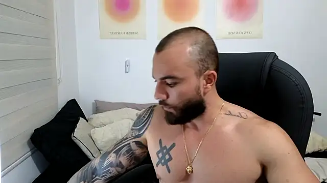 Isaac_Carter Adlı Modelin Web Kamerası Şovu