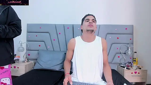 แชท XXX สดของ JhoanAndScarlet