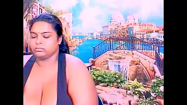 Indianfairy99 Adlı Modelin Canlı XXX Sohbeti