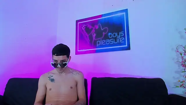 Pleasure_boys_hot 라이브 XXX 채팅