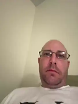 nastynate151 Adlı Modelin Canlı XXX Sohbeti