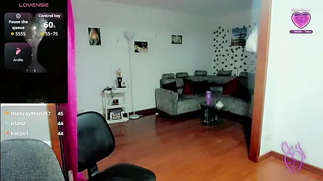 kourtney_14's Live XXX Chat