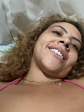 Chloe_Leaozinho élő XXX-chatje