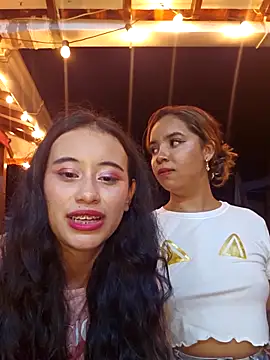 Webkamerová show l0lita_emi