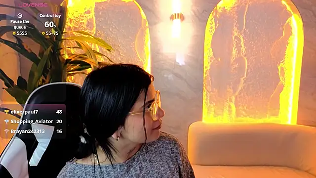 ashelyy_tp élő XXX-chatje