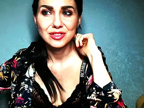 YadillsLucky élő XXX-chatje