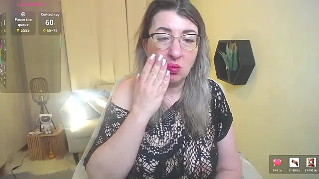 KKMimiKK's Live XXX Chat