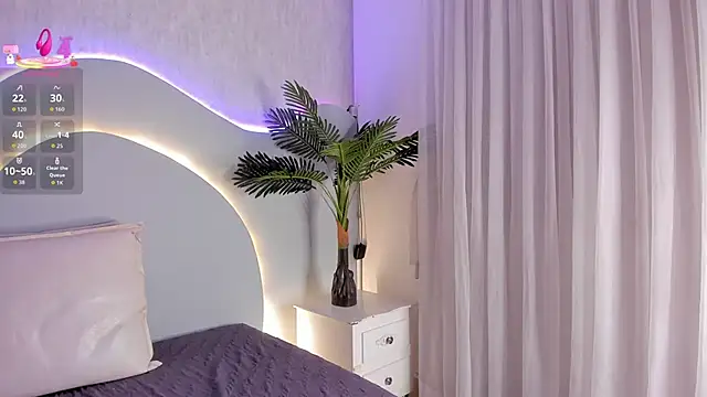 CannelaSmith: онлайн-секс-чат