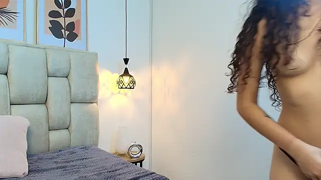 XXX chat uživo modela HemmaStar