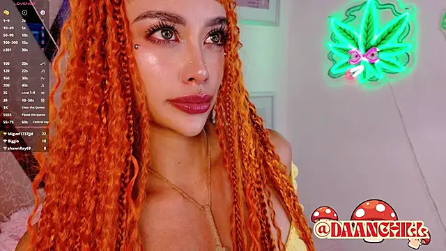 ScarlettRusso1 Live XXX Chat