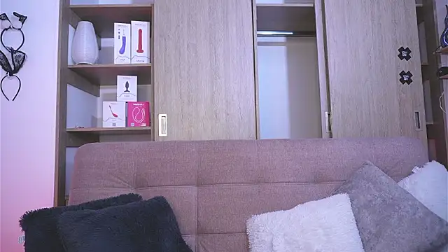 Онлайн чат XXX SophiieCumsx