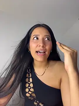 Онлайн чат XXX IsabellaJoness_