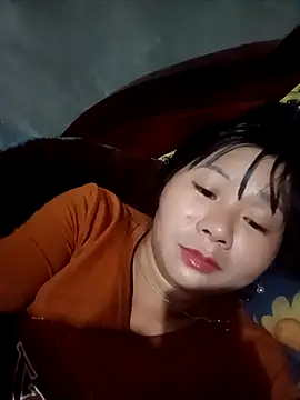 vangkt-cute – Naživo XXX chat