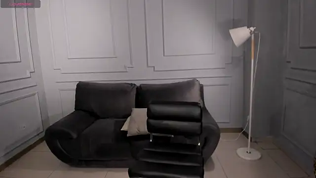 Вебкам-шоу OrianaFontaine