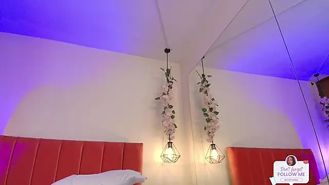 Chatroom XXX en direct de Caandace