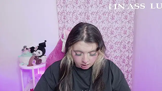 Sachi_Meow: онлайн-секс-чат