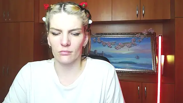 Chatroom XXX en direct de VanessaRey_