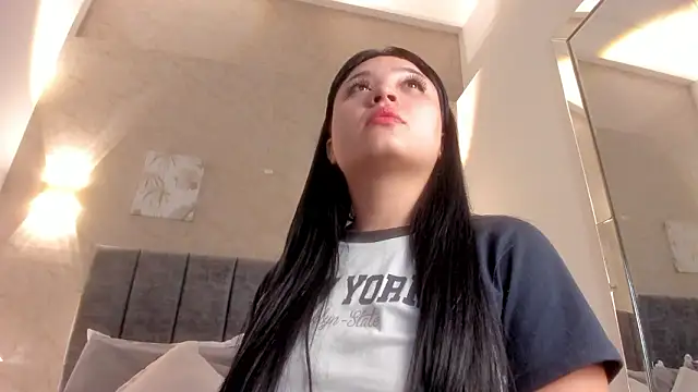 Chatroom XXX en direct de Lunaa_bellaa