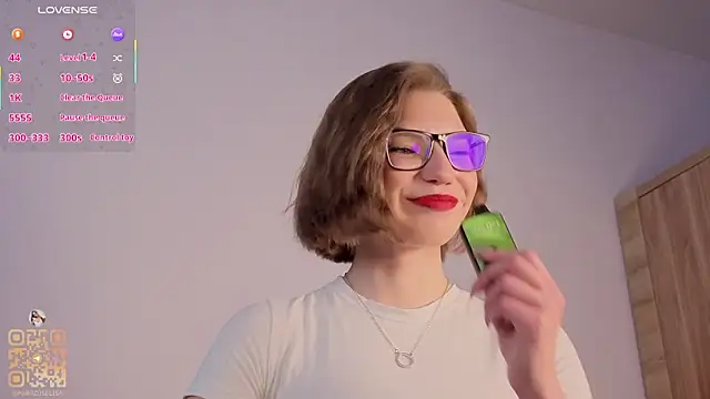 JeaneneWoltz Chat XXX in diretta