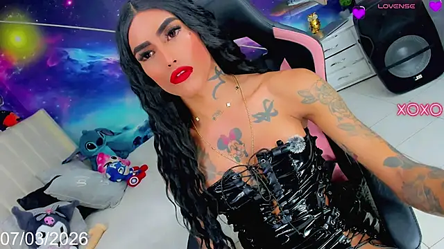 Chatroom XXX en direct de Nella_Dolls