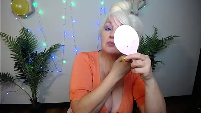 Chat XXX en directo de BlondyLeeBest