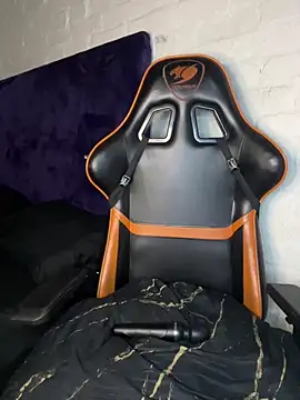 QUEEN_NOBUHLE_FEMDOM_777's Live XXX Chat