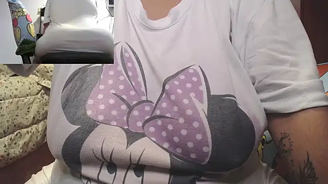 Chatroom XXX en direct de zoe_hotxxx