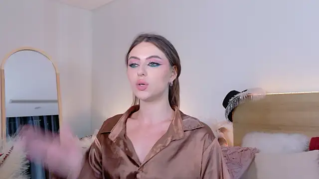 Chat +18 de Sienna_Voss ao vivo