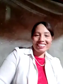 Gummiesu 现场XXX聊天