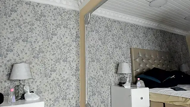 NoaahTylor's Live XXX Chat